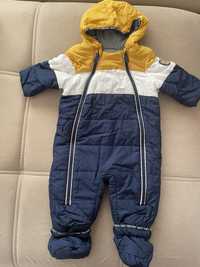 Продавам бебешки космонавт 74