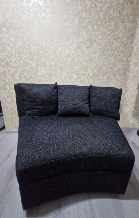 Мягкое кресло...