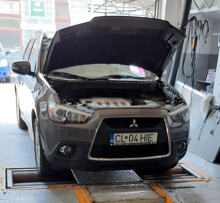 Mitsubishi ASX 2011 1.8D 4x4 trapă panoramică