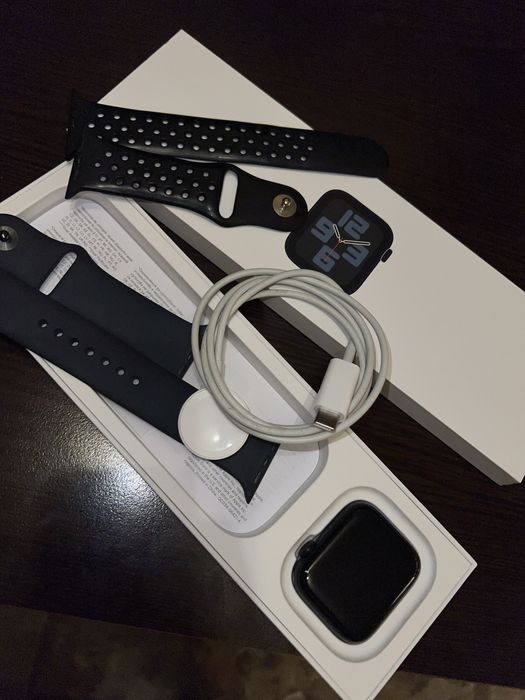 Apple Watch SE (2-ро поколение) GPS + Cellular – 44 мм, с гаранция!!!