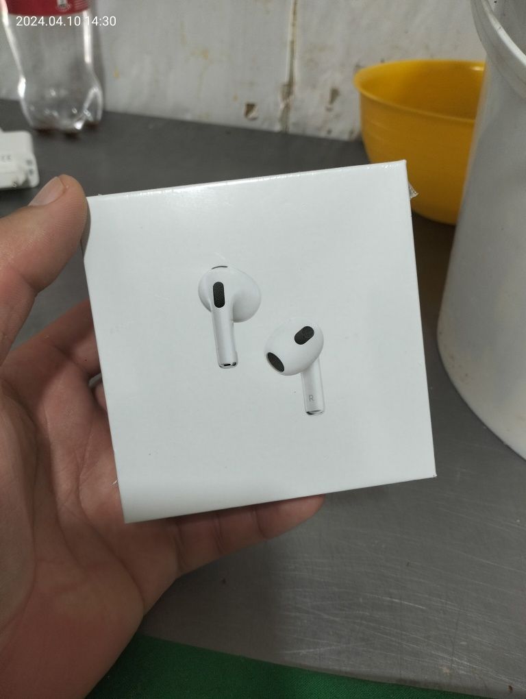 Iphone 5 sе +airpods 3