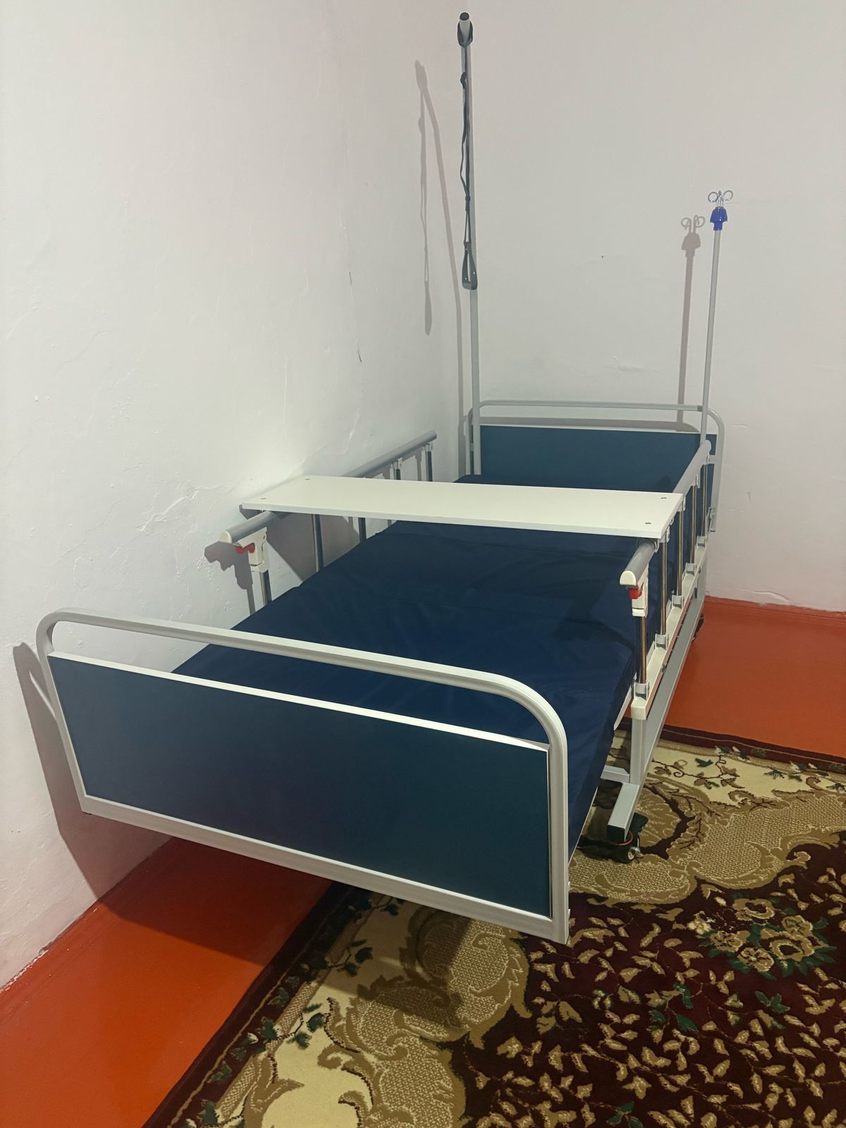 Кровать для лежачих