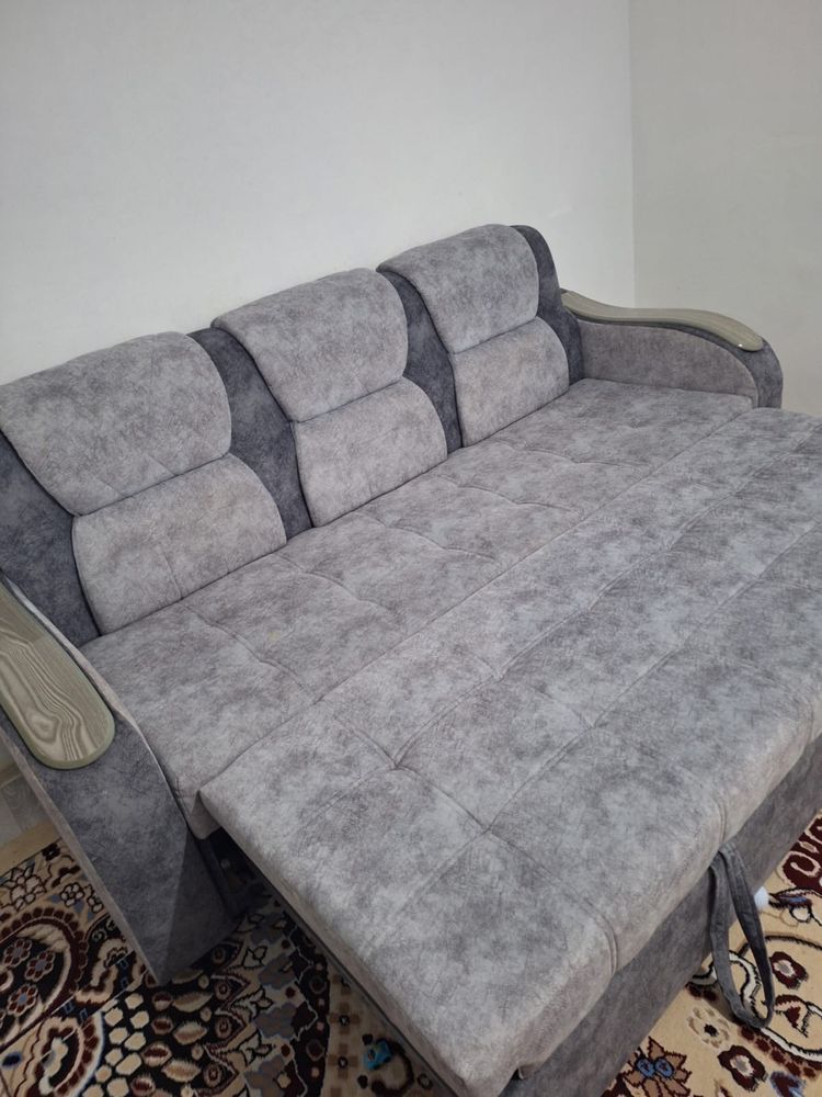 Диван для гостиной