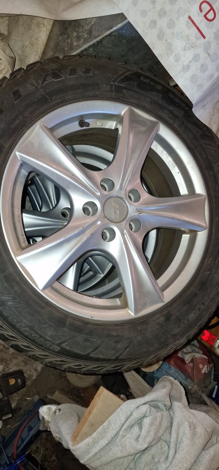 Roti 225/60 R17 noi noute