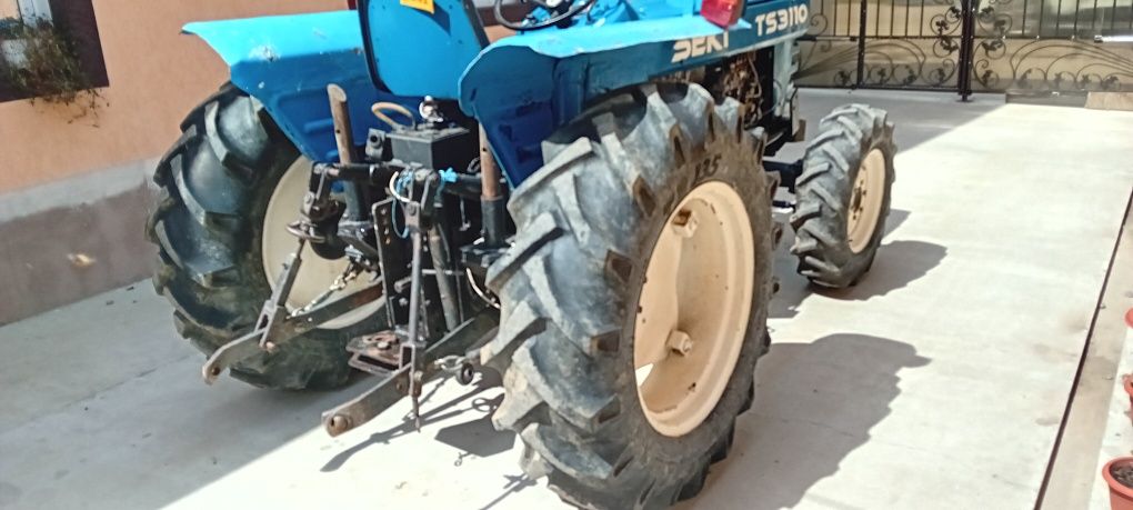 Tractor iseki 4x4 servo direcție 31 hp