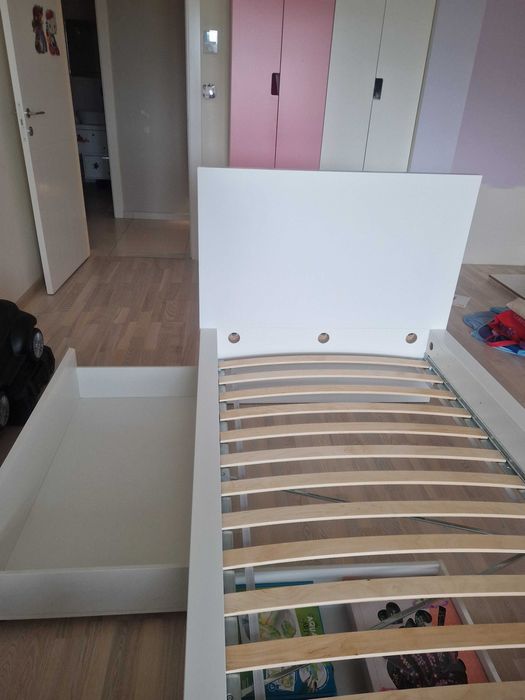 Единично легло IKEA Malm