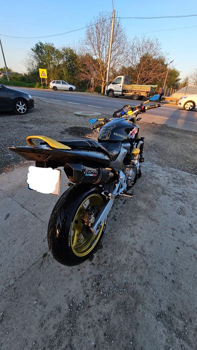 Vând honda hornet pc36 35kw
