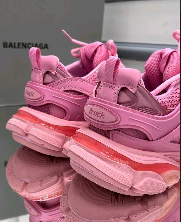 Belenciaga Track Pink