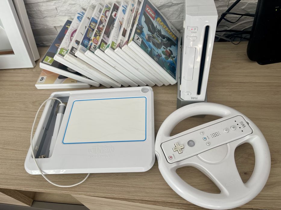 Конзола Nintendo wii с 11 игри