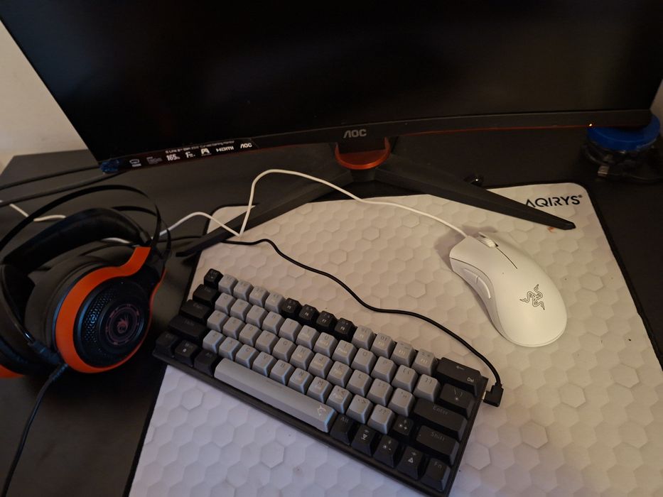 Vând setup gaming