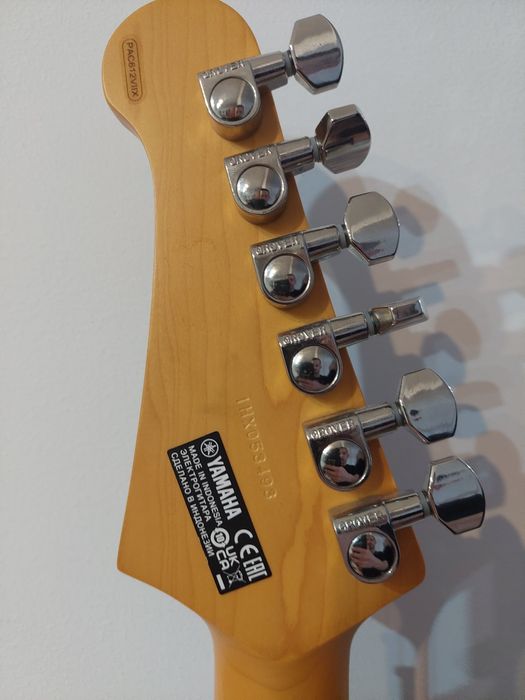 Yamaha Pacifica 612 VIIX Matte Silk Blue stare foarte bună PACK