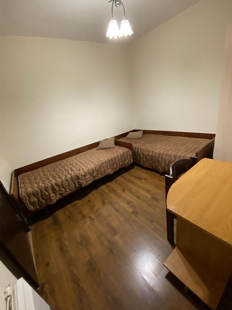 Дава се под наем Тристаен апартамент в Пловдив, Южен - 75 кв.м за 375 € - Снимка #5