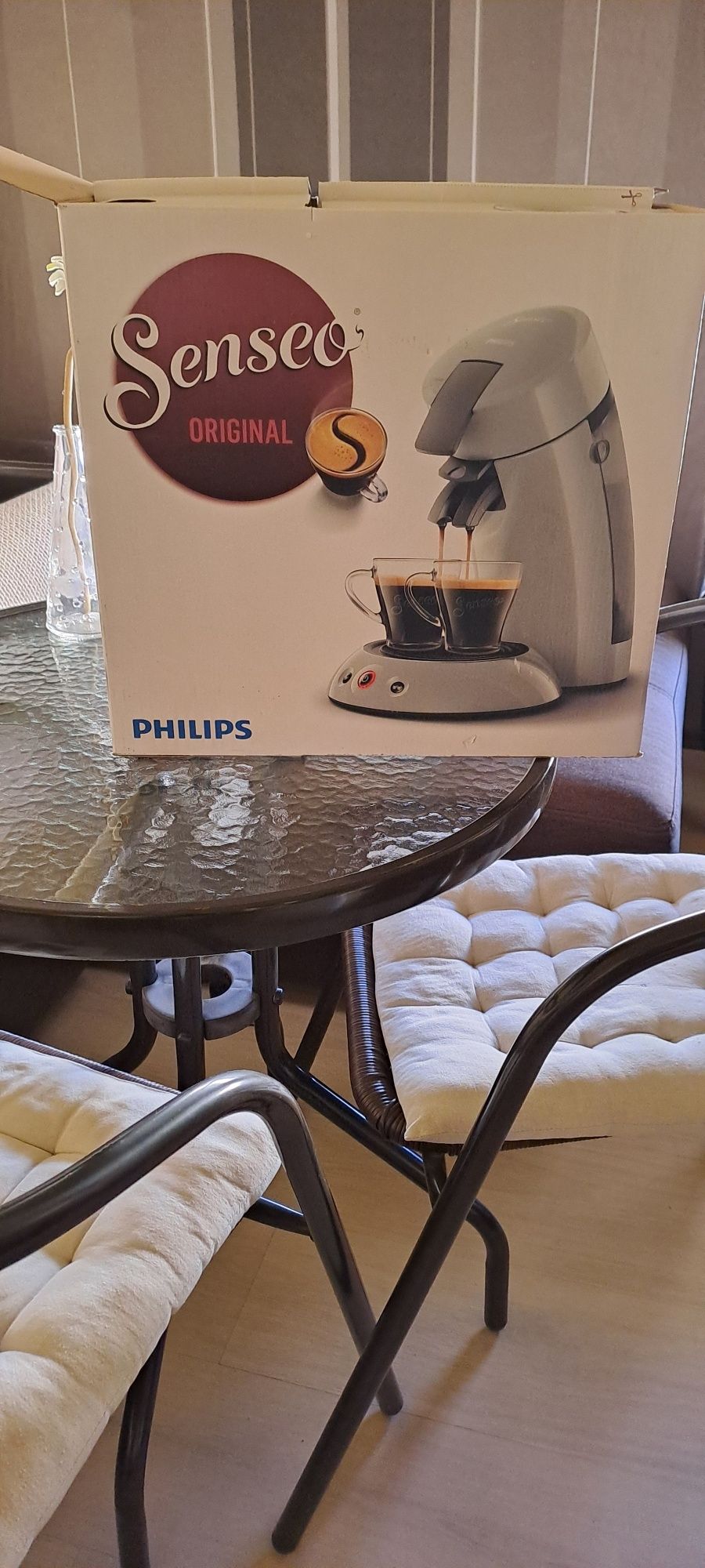 Продавам кафе машина Philips