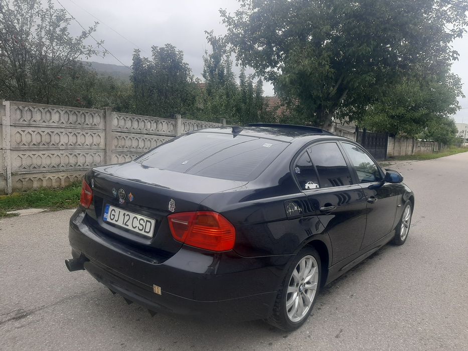 Vand BMW 318i din 2007