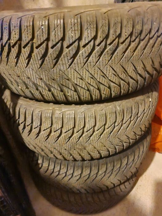 Зимни гуми Good Year 205/55 R16