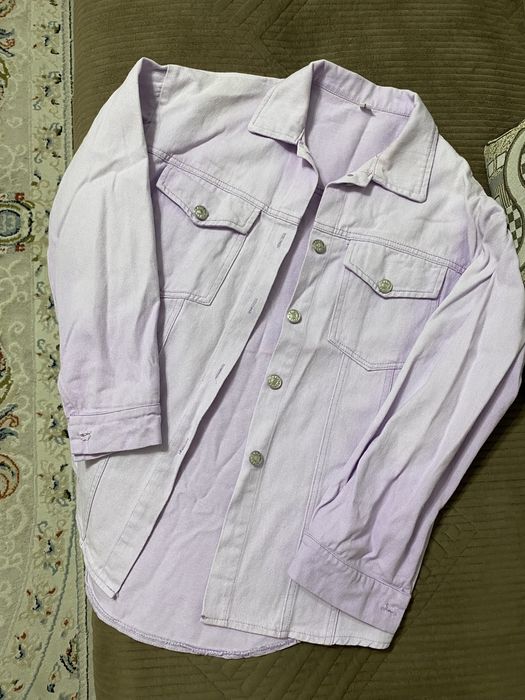 Продам сиреневую джинсовую куртку