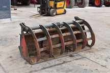 Cupa cu ghiare pelican incarcator frontal tractor