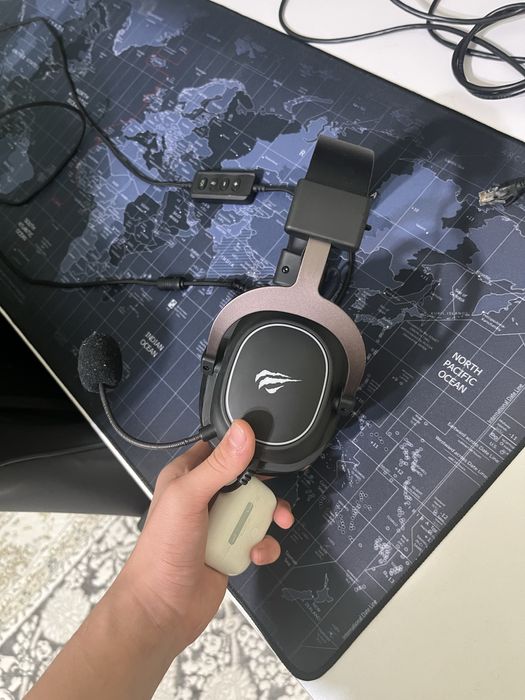 Игровые наушники Havit 2002d с подсветкой и с микрофоном