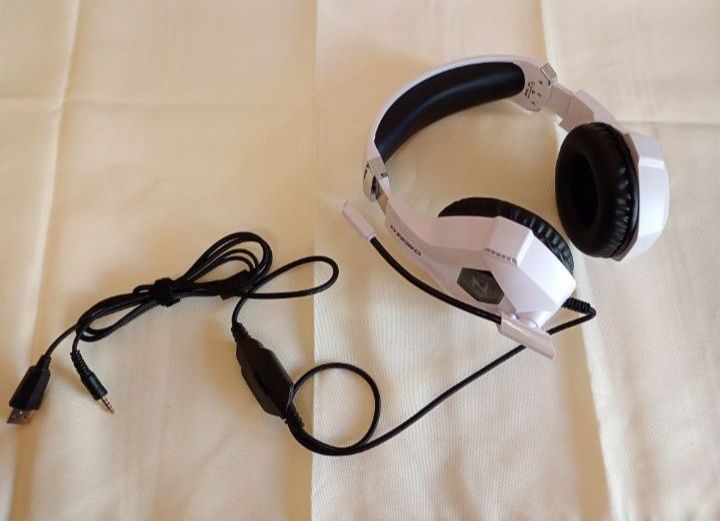 Casti gaming podcast muzica