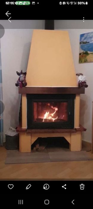 Vând Șemineu 18 KW.