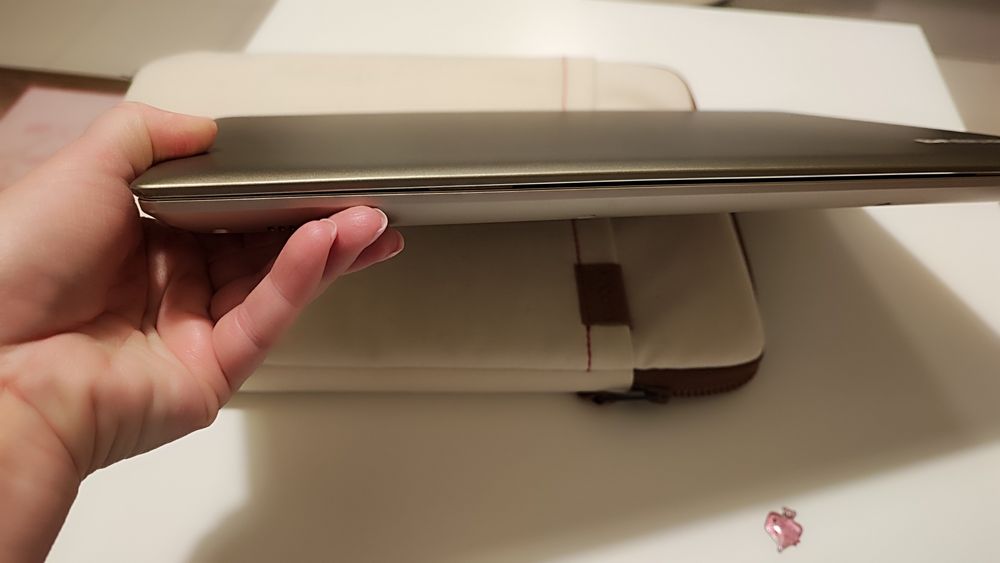 Леново/ LENOVO Ideapad 15,6" + подаръци