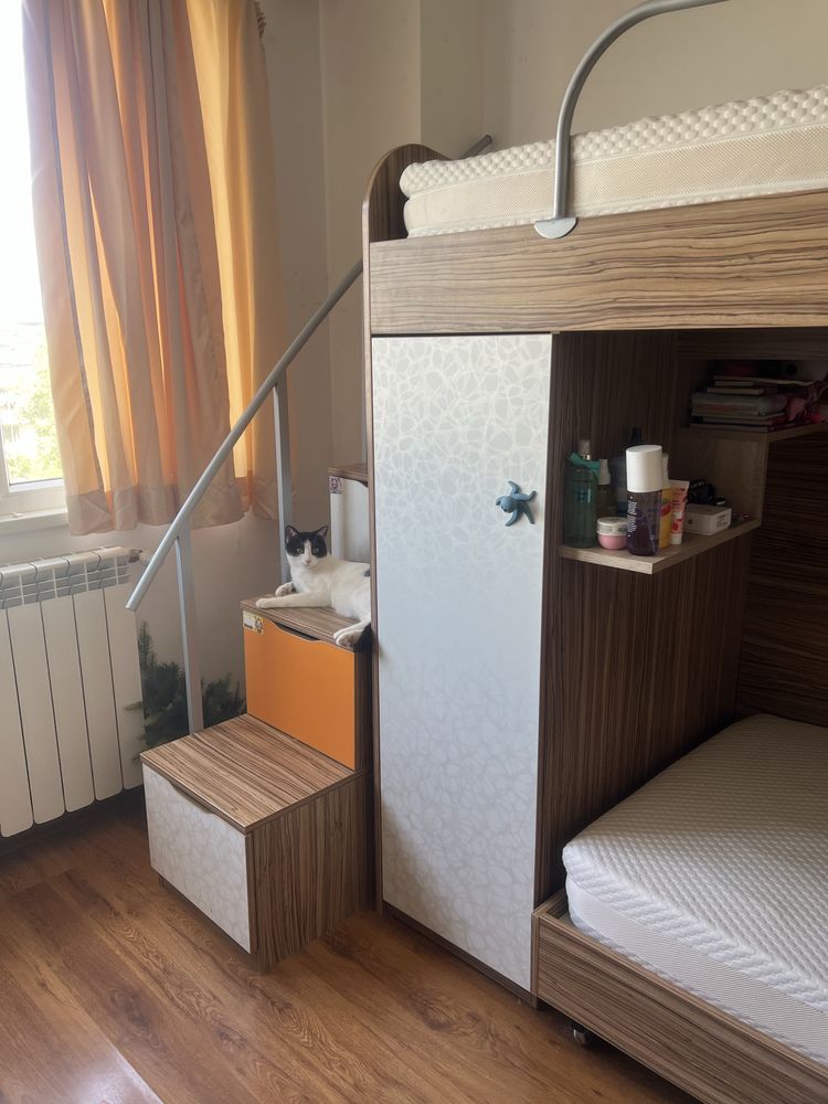 Детско двуетажно легло/детска стая обзавеждане