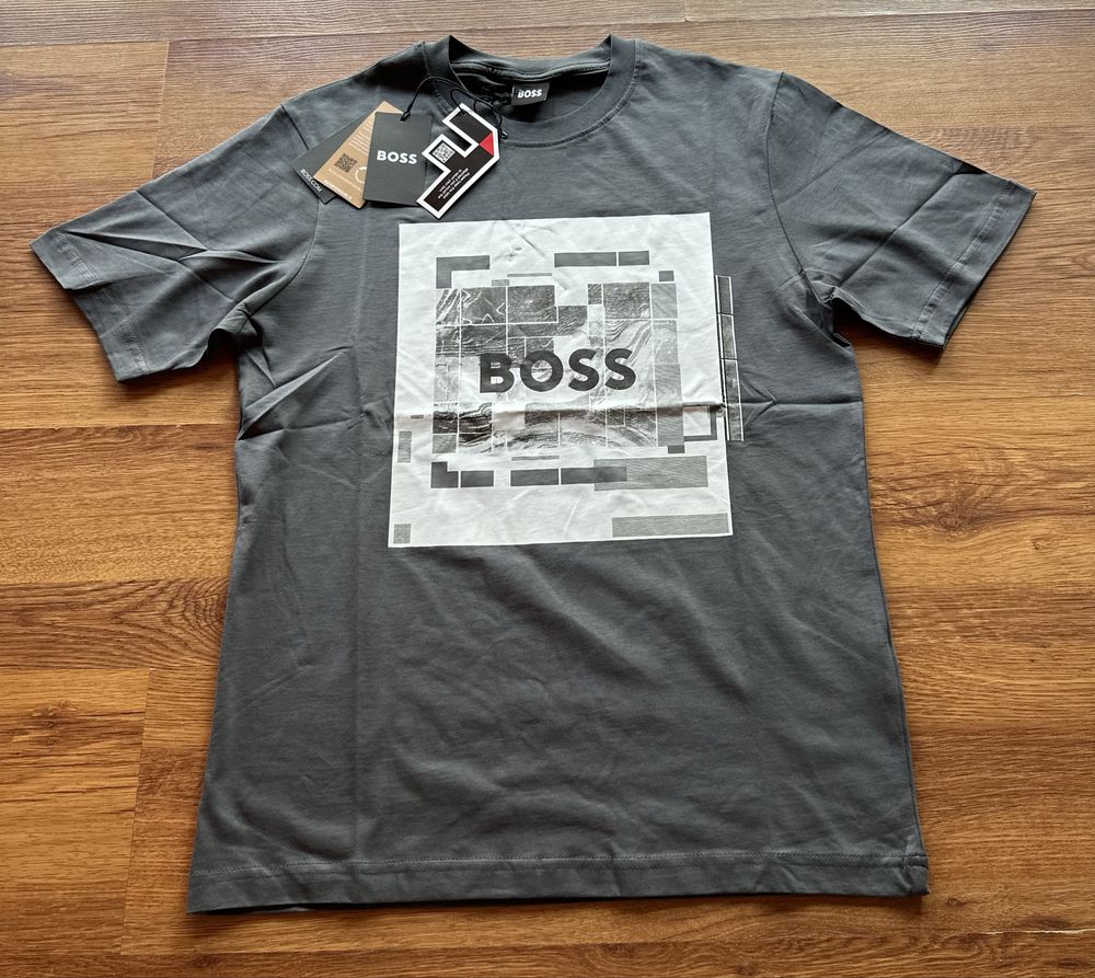 Мъжка,памучна,сива тениска Hugo BOSS