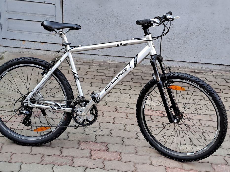 ***Mountain bike pe 26" ***