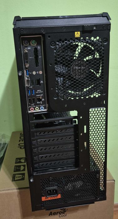 PC Gaming i5 7400,16GB DDR4,NVMe 512gb+HDD 500GB,Video RX 560