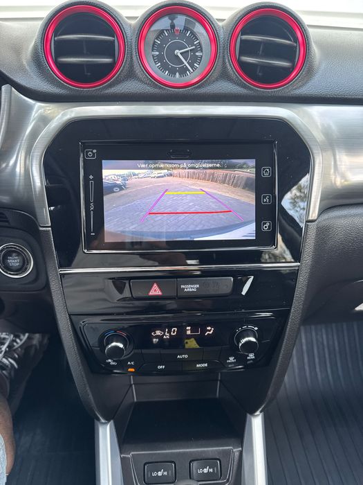 Suzuki Vitara 4×4 cutie automata de vanzare in RATE FIXE FARA AVANS