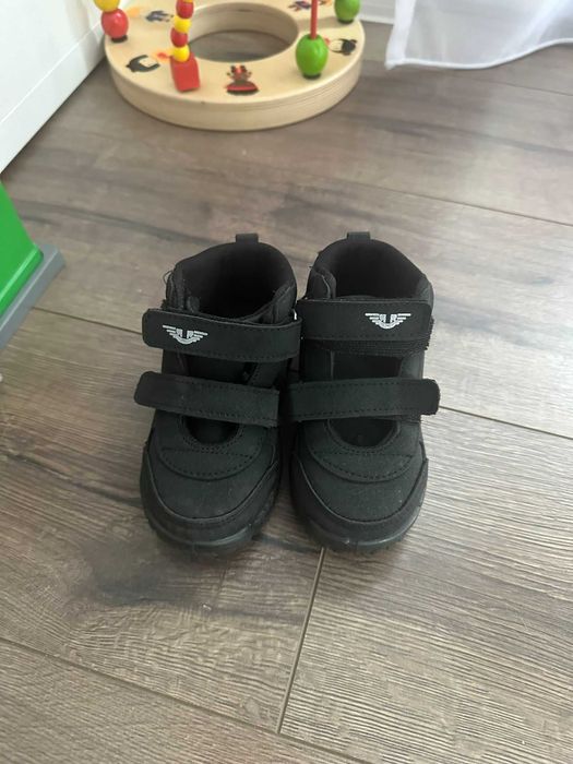 Детски обувки и пантофи