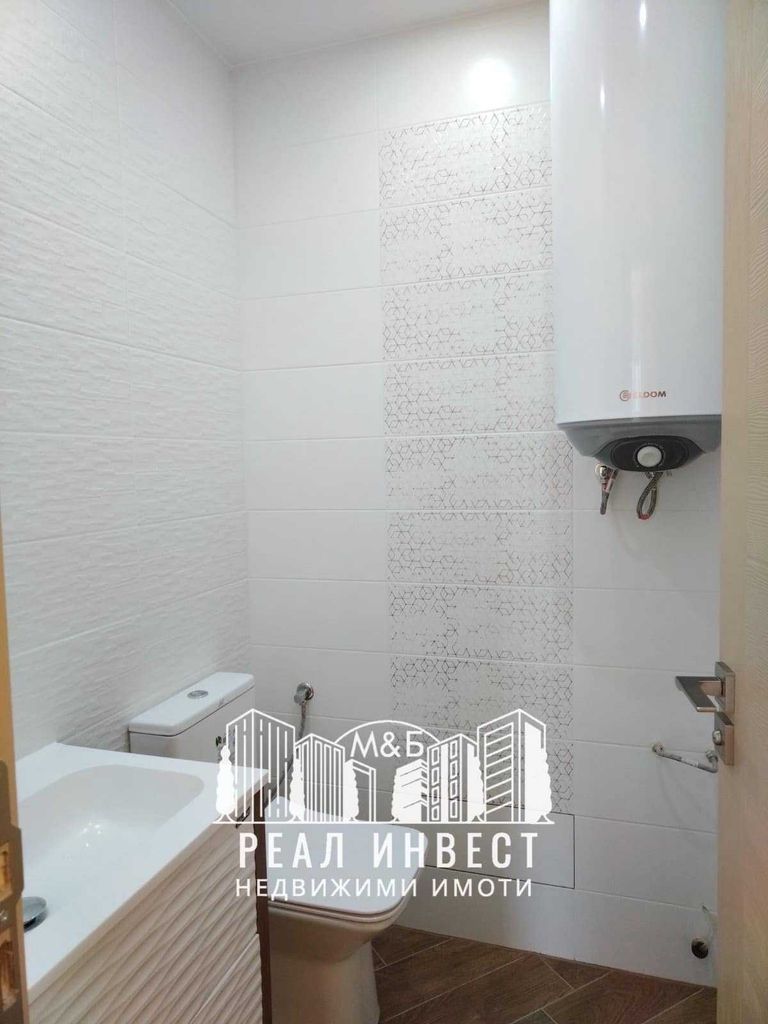 Продава се Тристаен апартамент в Димитровград - 127000 кв.м за 1 €/кв.м - Снимка #9