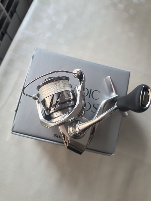 Макара Shimano Stradic FM 2500S