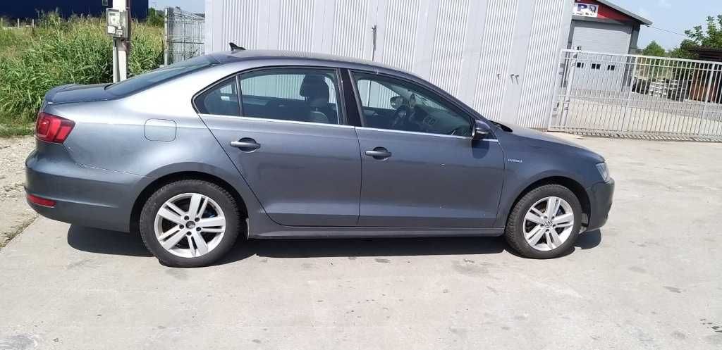 Dezmembrez Volkswagen Jetta 2014 Sedan 1.4 TSI Hybrid CRJA