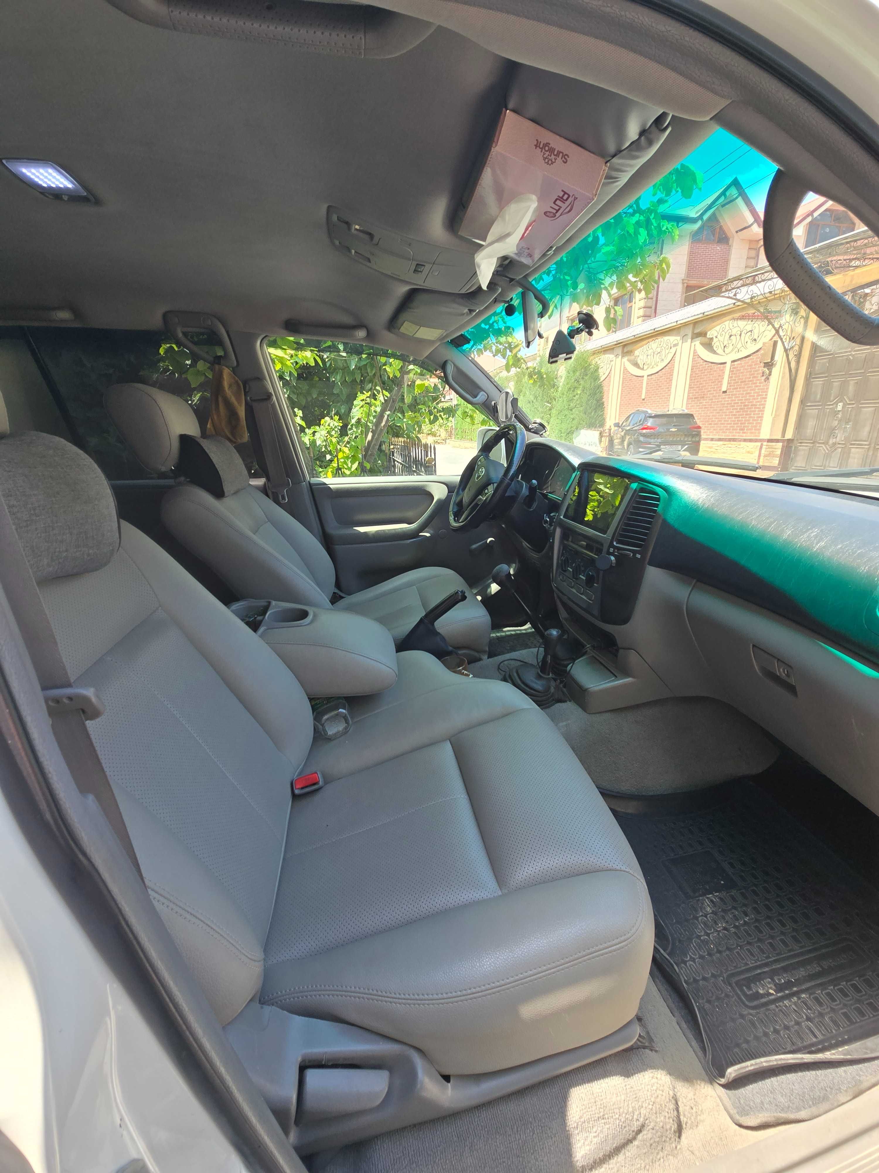 Toyota Land Cruiser 100, 2006 год