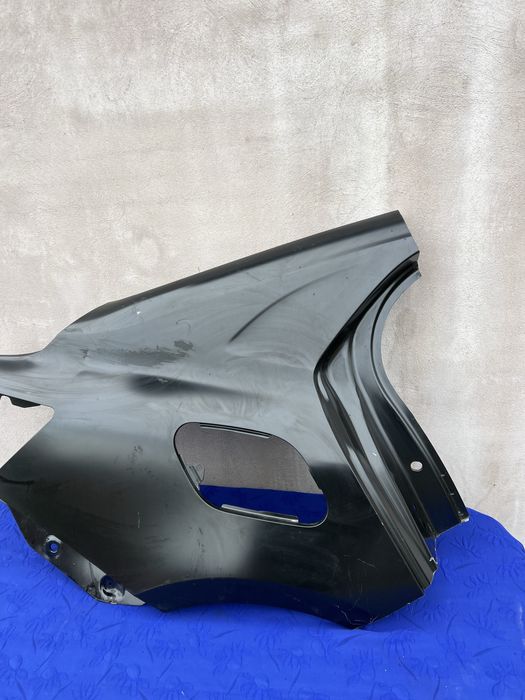 Aripa dreapta spate renault megane 4 sedan