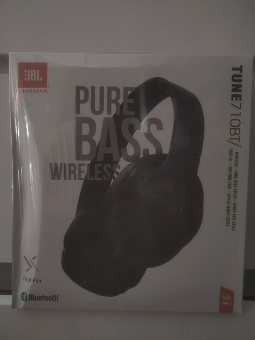 JBL Tune 710BT наушники