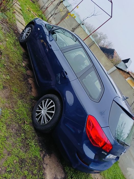 De vânzare Opel Astra j 1.7