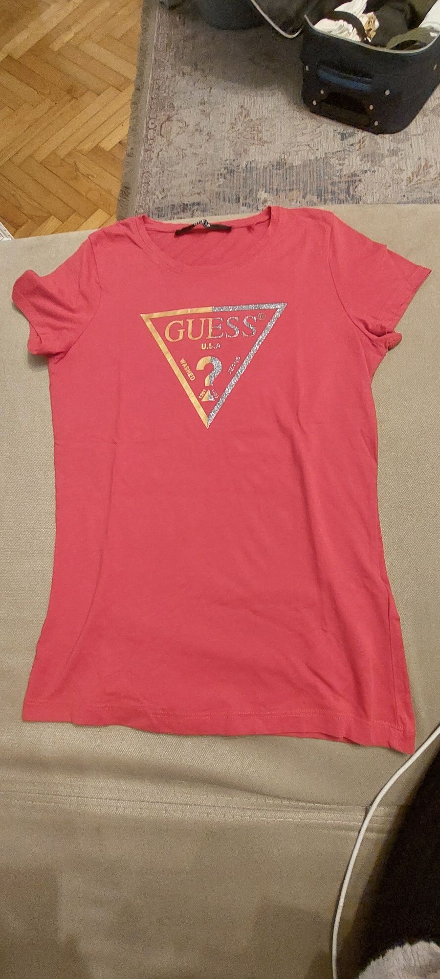 Червена  оригинална тениска Guess