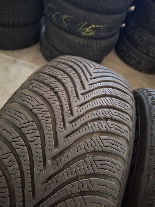 2 Anvelopele de iarnă 215 65 r17 Michelin