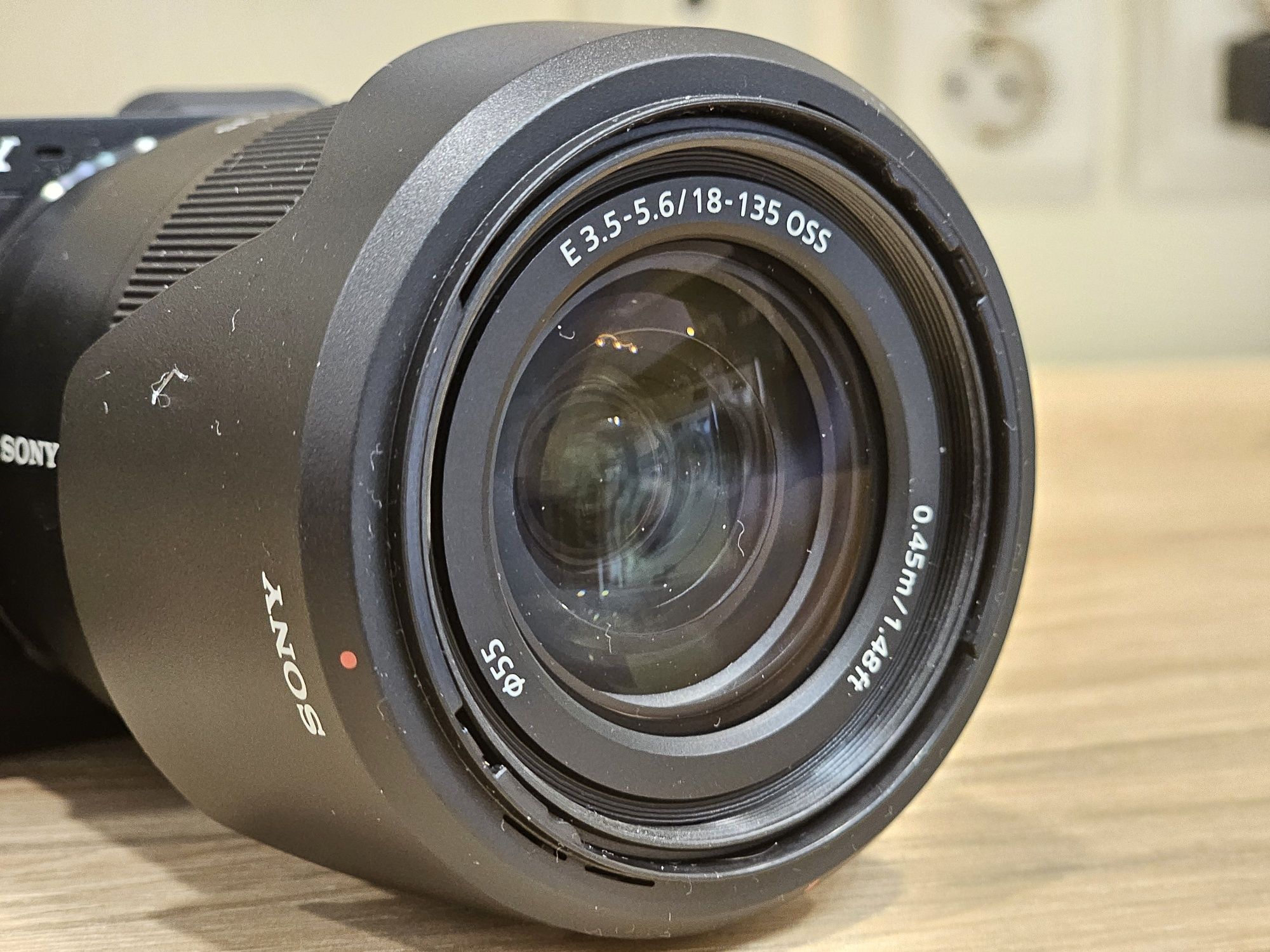 Sony Alpha a6400 в гаранция с 4 обектива, аксесоари