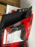 Milwaukee 2745-20 M18FFN pistol cuie 90mm