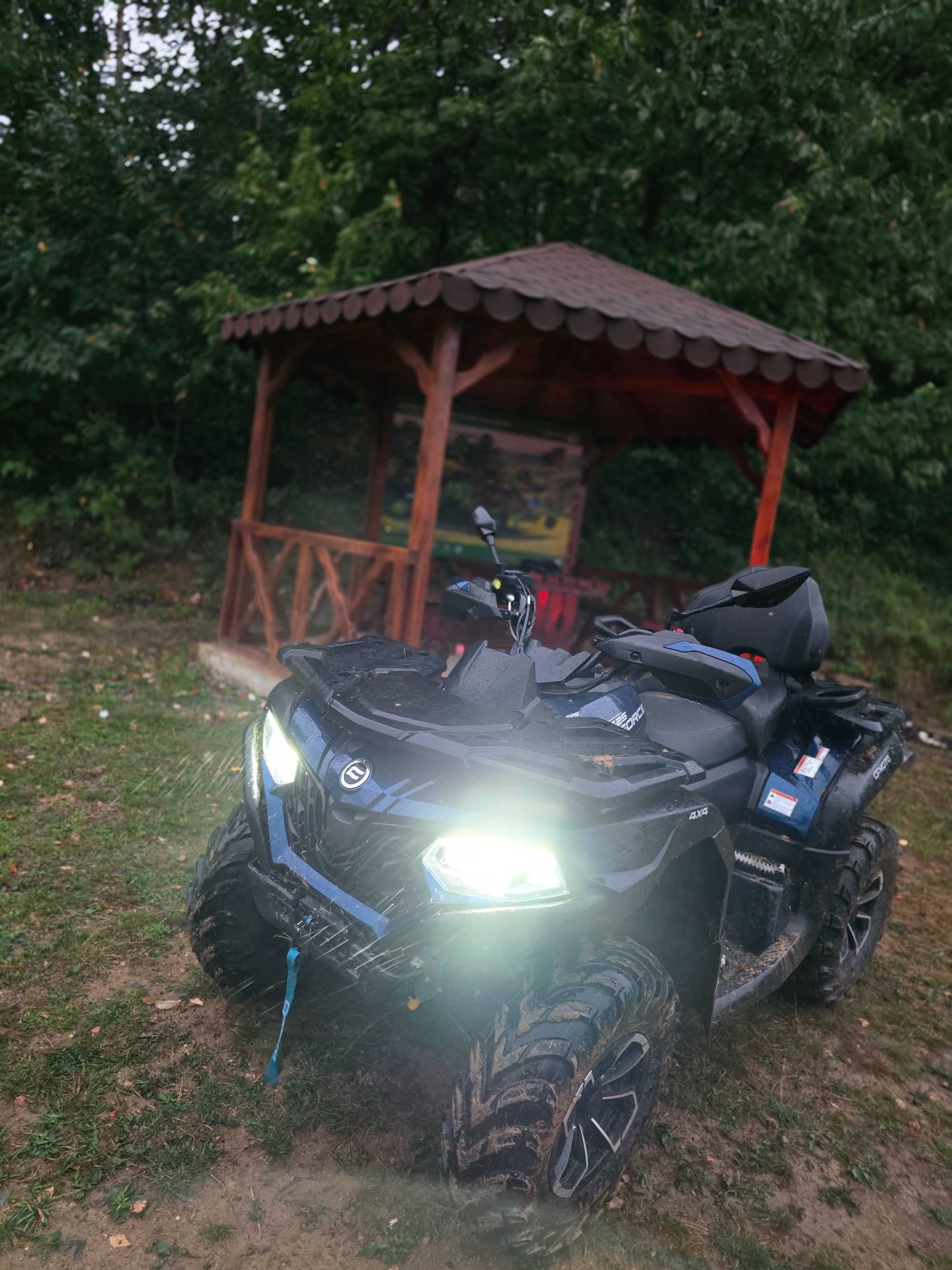 Vând CF MOTO 625 Touring