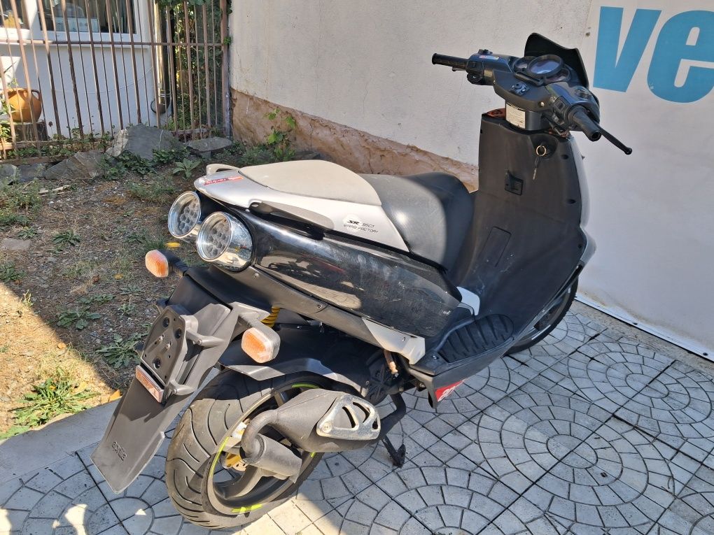 Aprilia sr 50 ditech и Factory на части