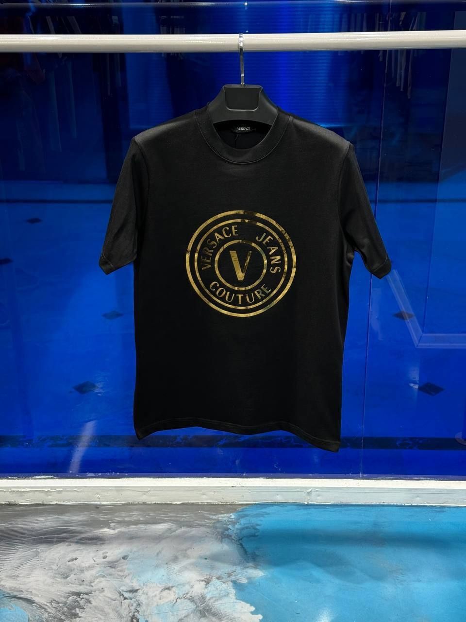 Versace тениски в черен вариант - ТОП модел за сезона ! ! !