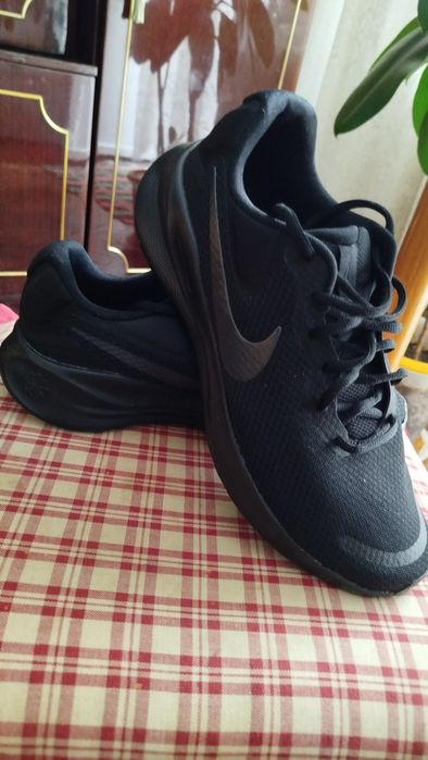 Nike mărimea 44, 28 cm