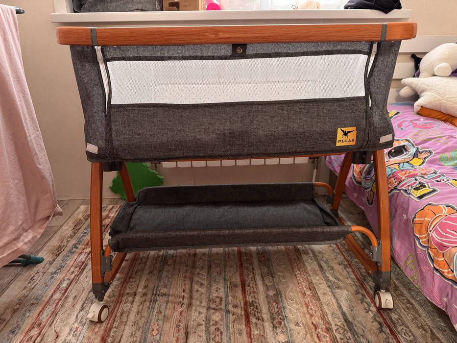 Кроватка в хорошем состоянии