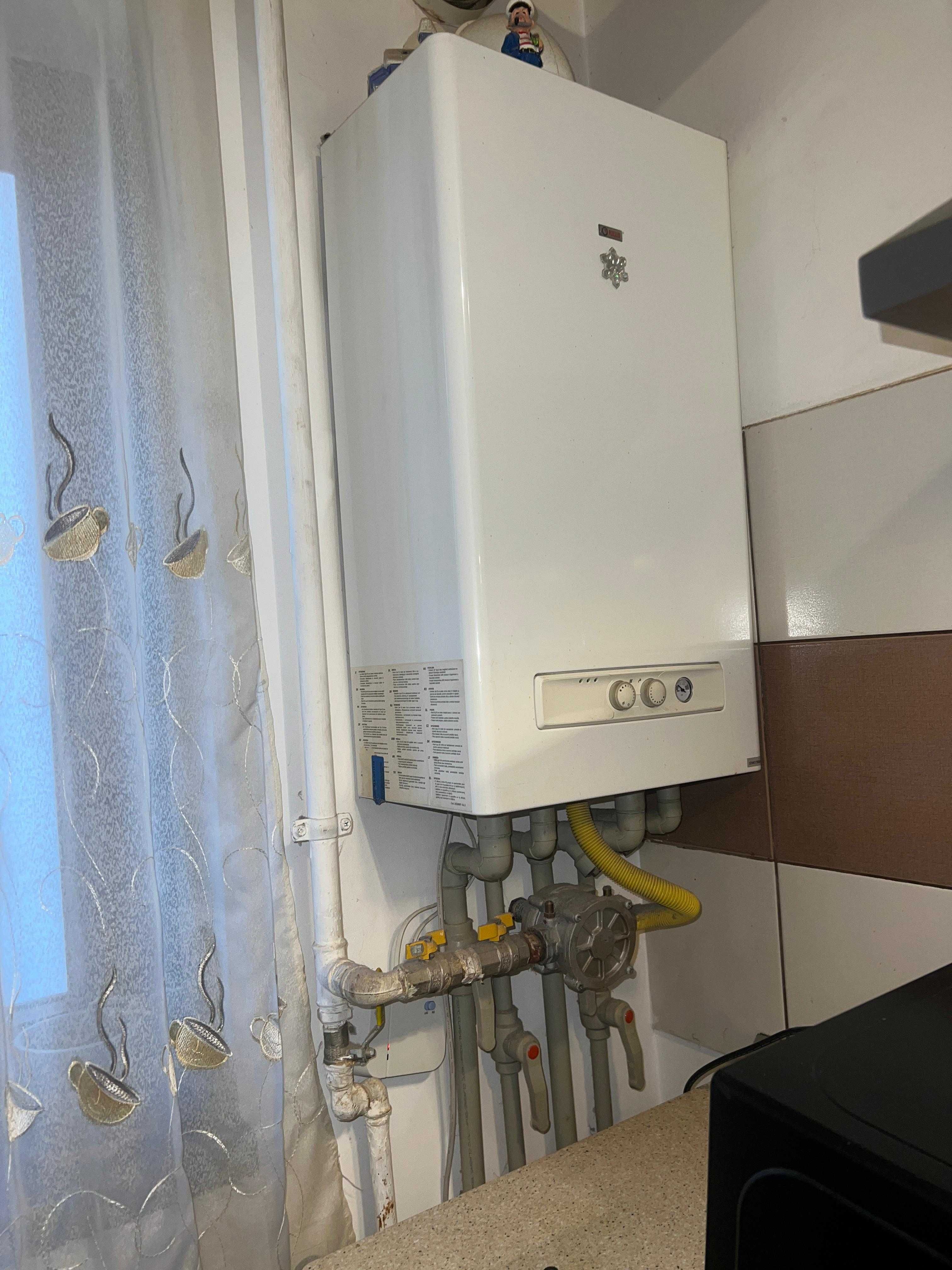 Vand centrala termica Riello Residence 24 KIS functionala