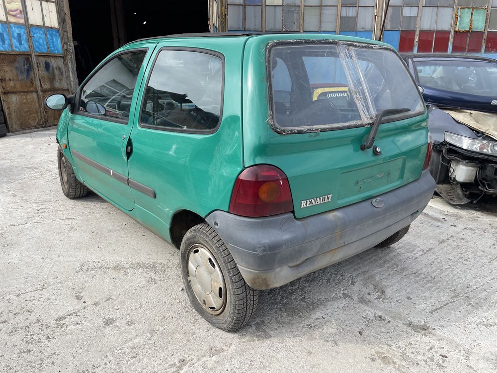 Renault twingo 1.2 58кс На Части