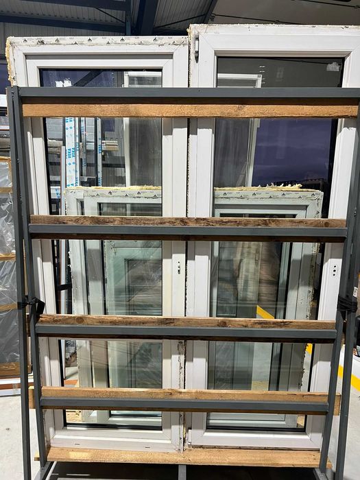 Vand geamuri termopan ,stare buna,doar trebuie spalate,curatate